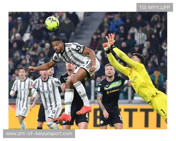 欧冠尤文1-1多特，老妇人陷入困境，大黄蜂稳扎稳打，尤文2022欧冠